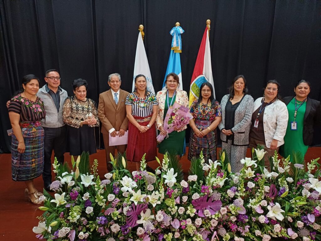 Reconocimiento a Deldda Dioselina Hidalgo Ramírez.