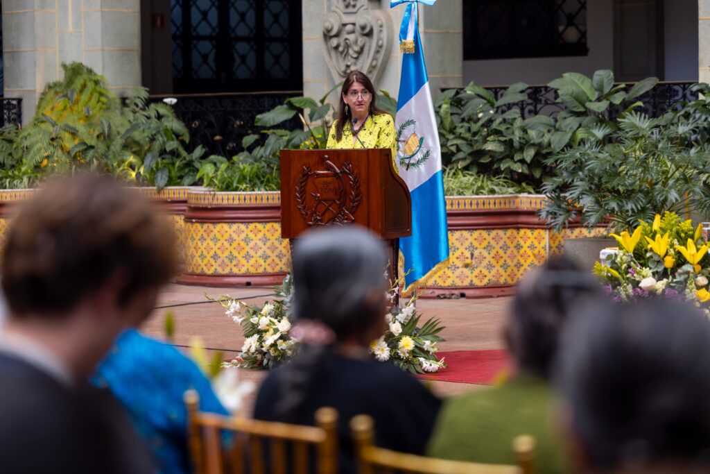 Ministra de Cultura y Deportes, Liwy Grazioso