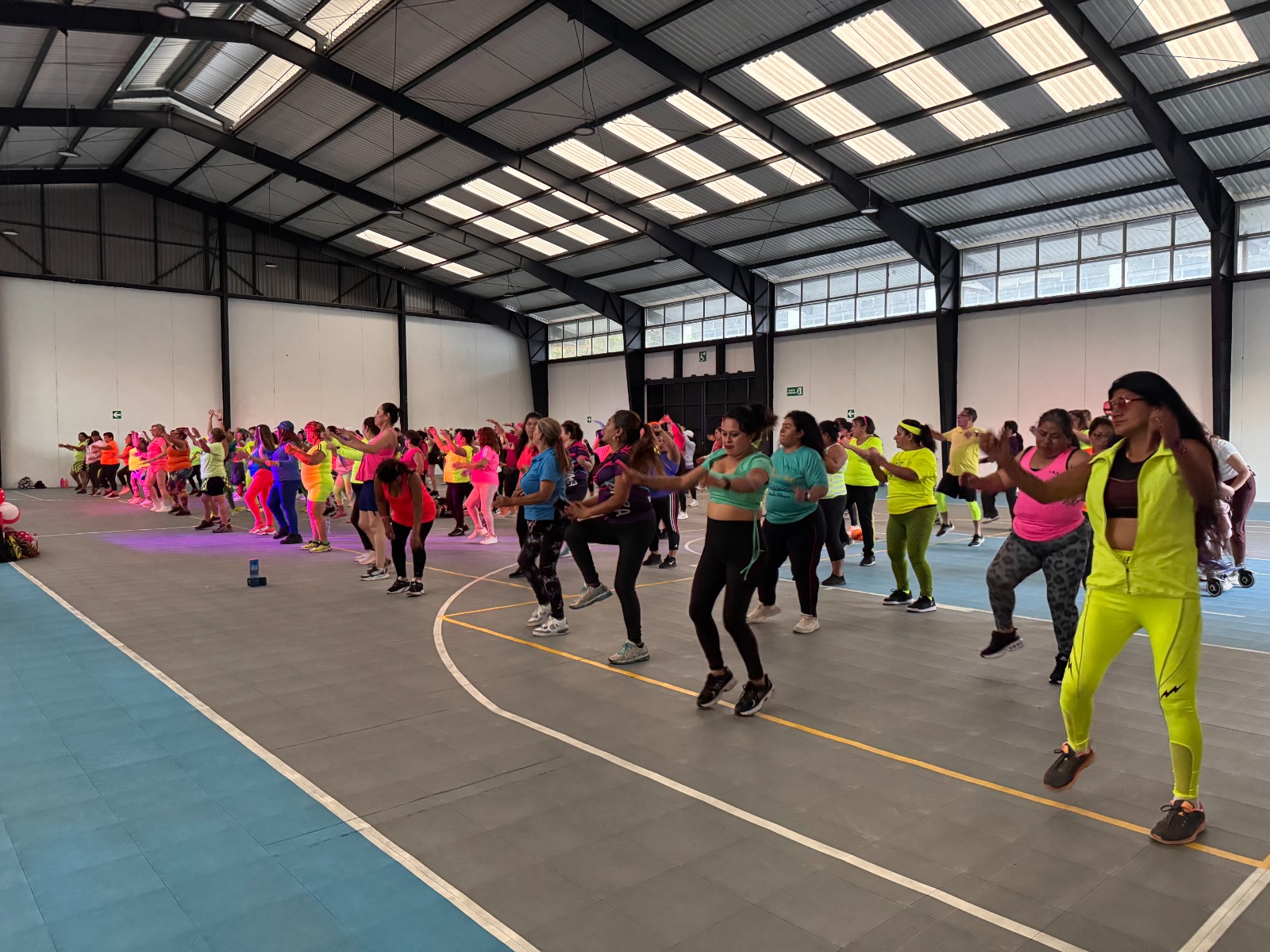 Clases de zumba en el Parque Erick Barrondo