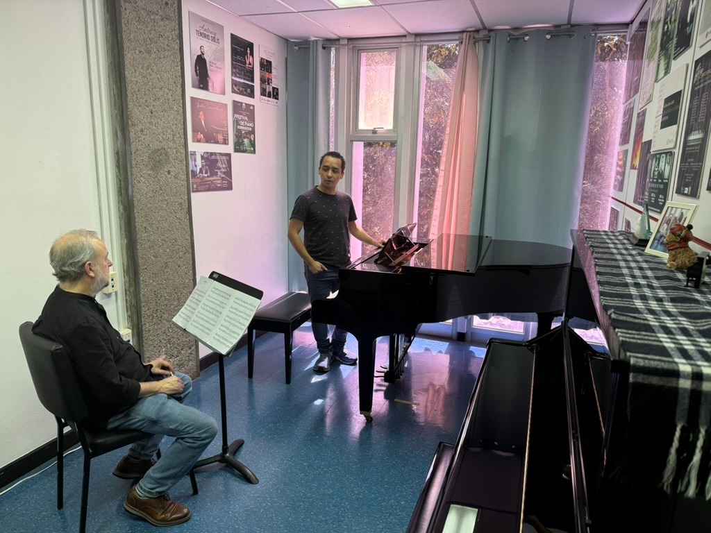 Pianista Jr. Medina MCD